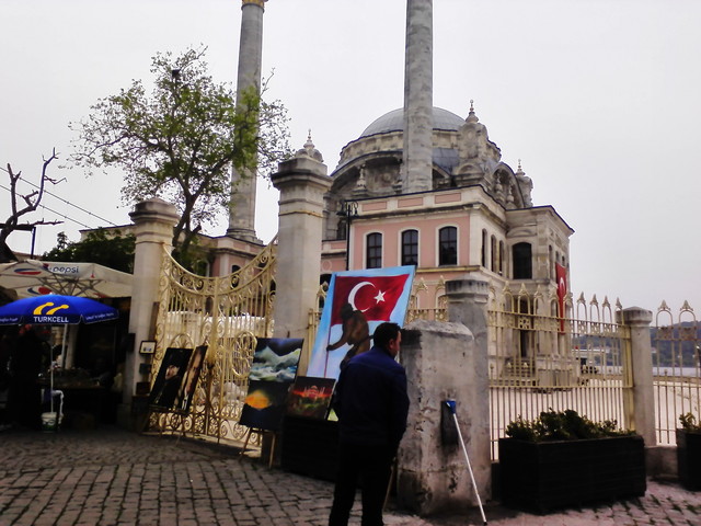 トルコのイスタンブールにおんなひとり旅 フォトジェニックな街並みや美味しい食べ物を堪能 自由旅行